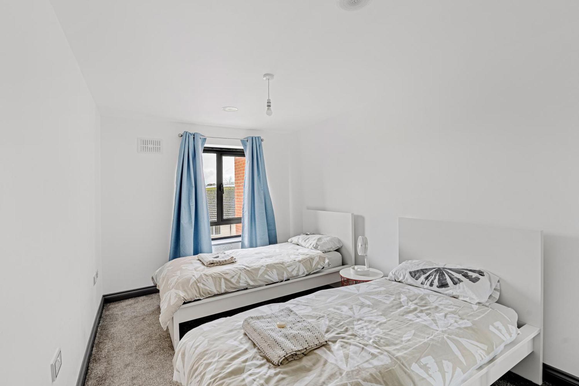 Long Letting - Luxurious 3 Bedroom Penthouse In City Centre - Parking Included! Chelmsford Bagian luar foto